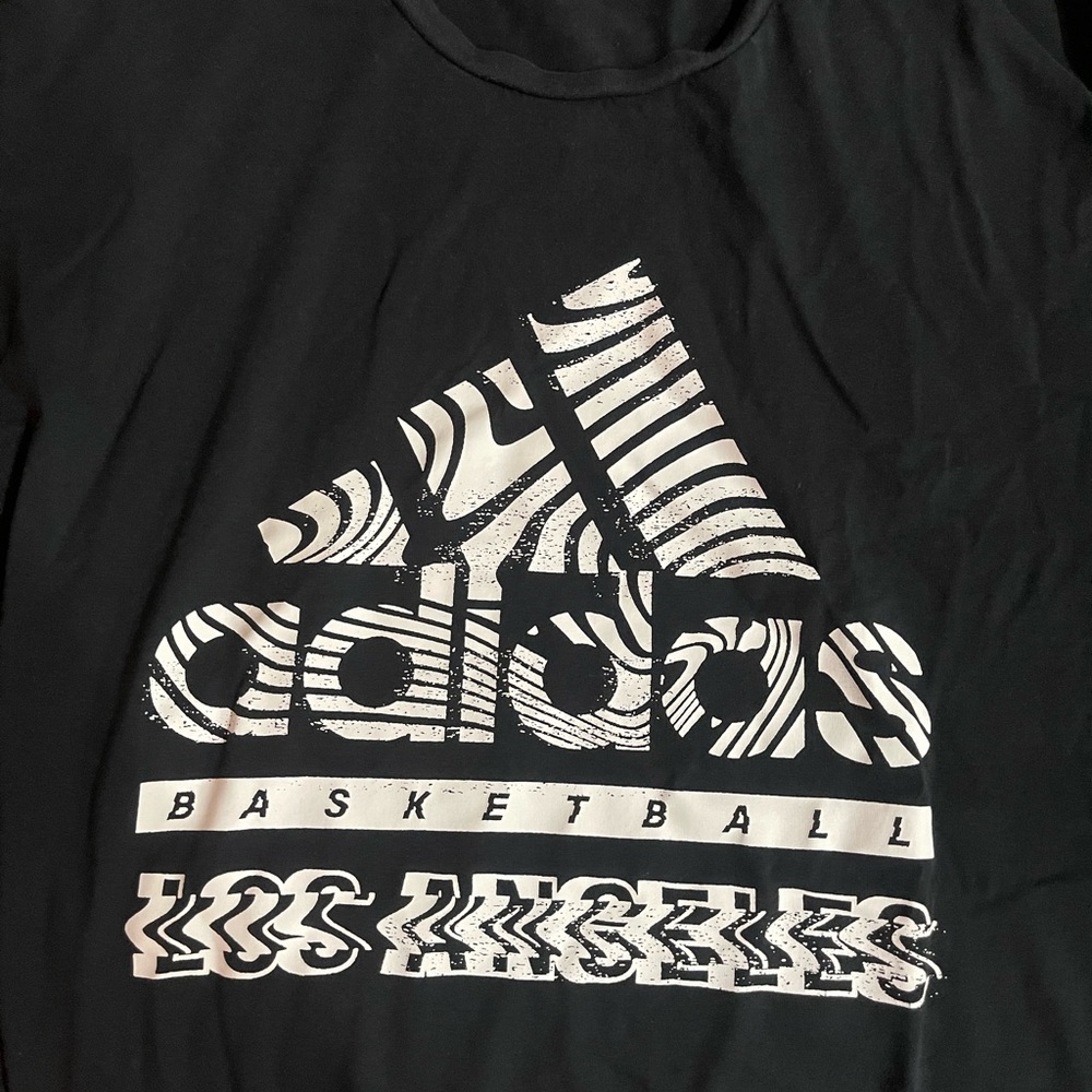 Adidas T-Shirt - Picture 2 of 8